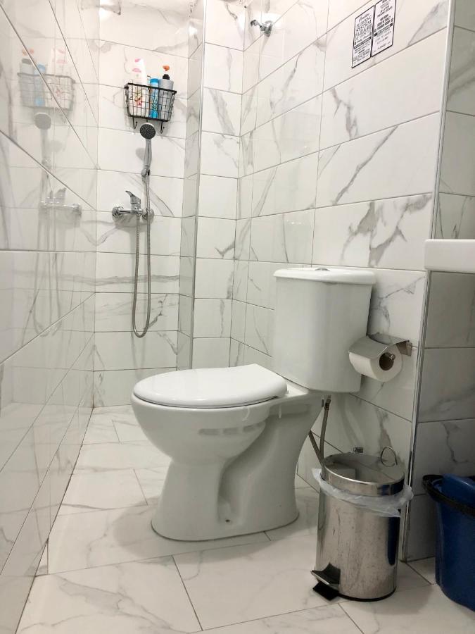 Superb Studio Apartment Near To The City Center Tirana Exteriör bild